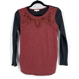 Hem & Thread Women's LS Top Burnt Sienna Brown Gray‎ Knit Embroidery Thermal